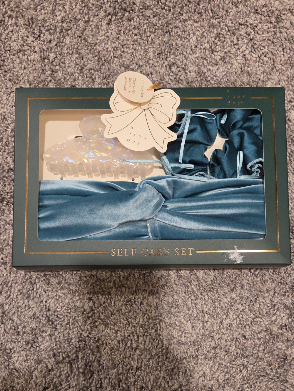 A New Day 3 piece Self Care Set NWT